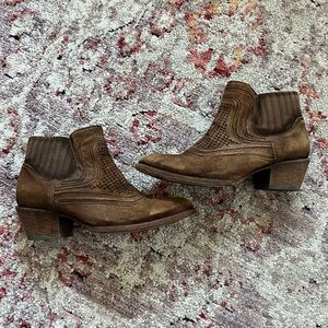 Corral Leather Western Ankle Boots